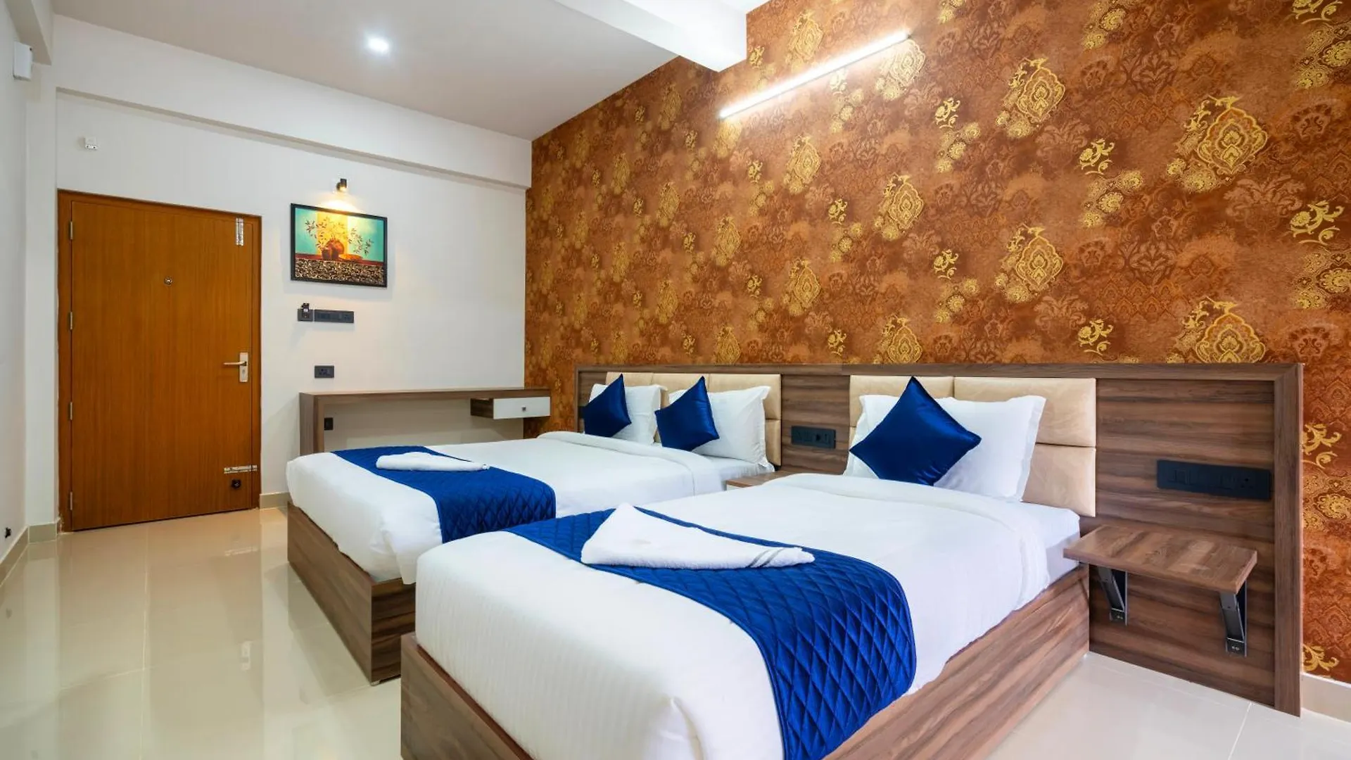 Amala Arcade Ac Rooms Thrissur
